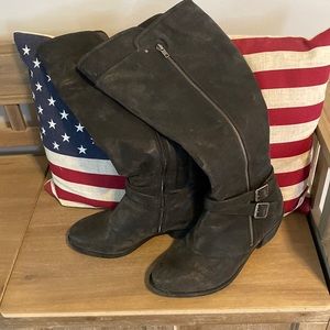 Black knee boots, wide calf, size 10 wide